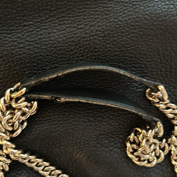 Gucci Pebbled Calfskin Medium Soho Chain Shoulder Bag Black - Picture 13 of 13